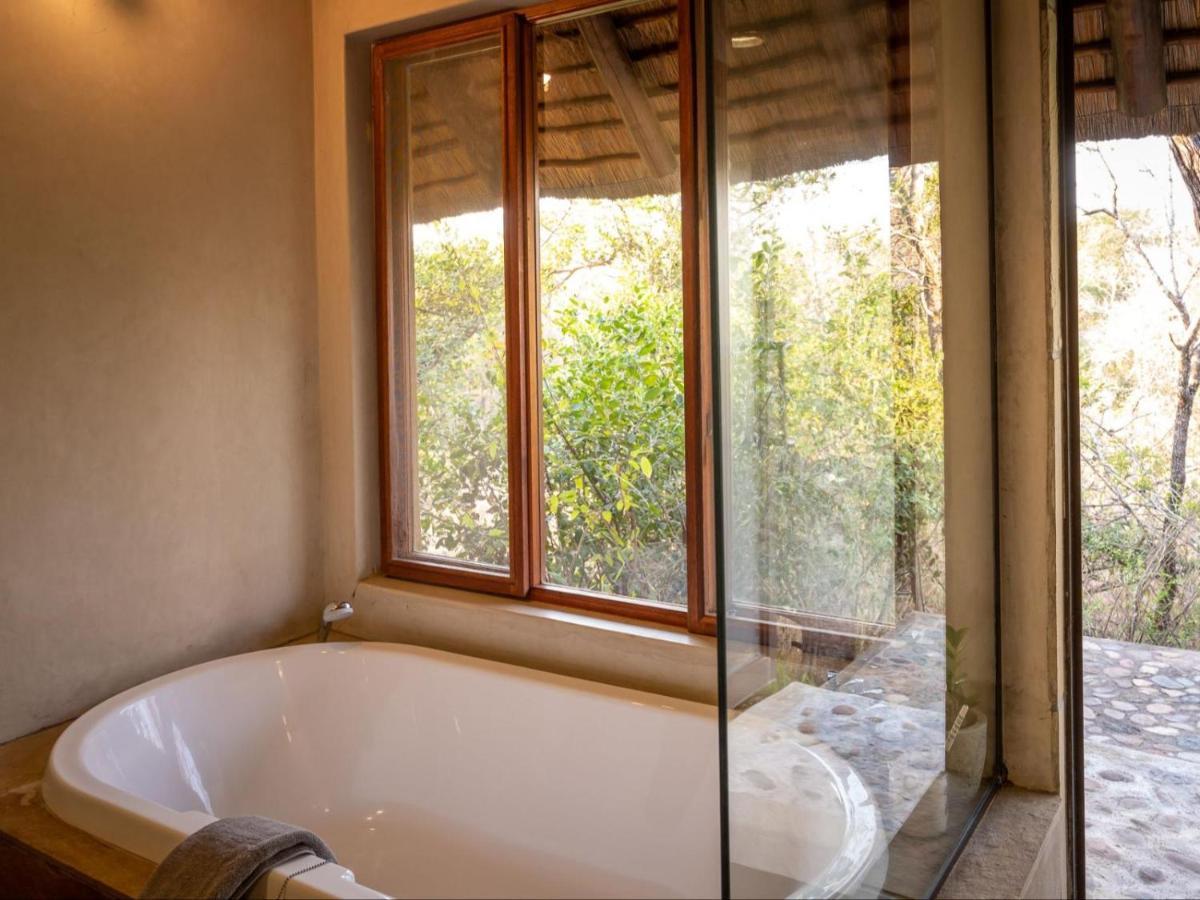 Shimungwe Lodge, Thornybush Game Reserve Hoedspruit Exterior photo