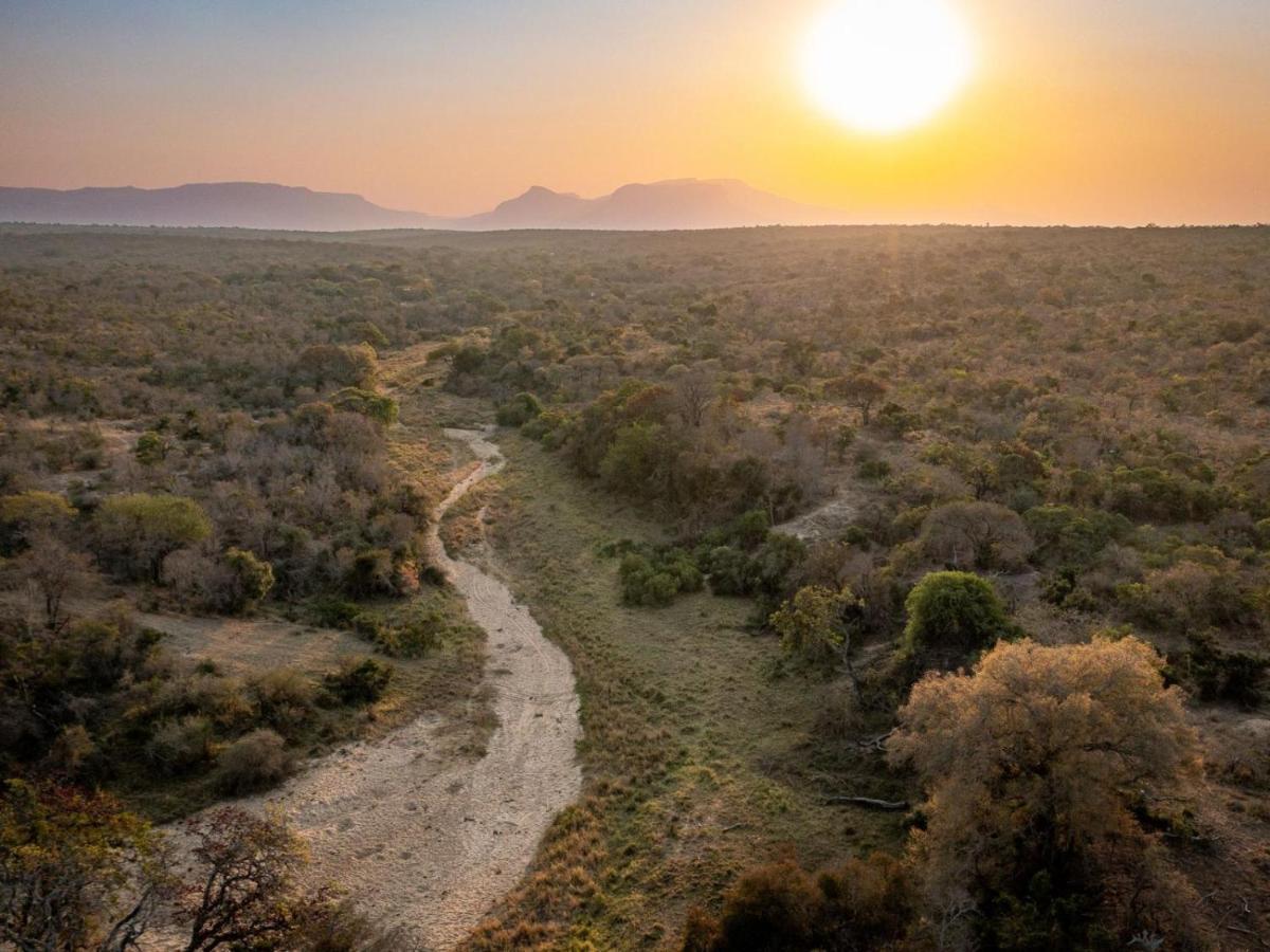 Shimungwe Lodge, Thornybush Game Reserve Hoedspruit Exterior photo